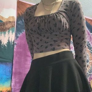 Long sleeve purple and black floral crop top